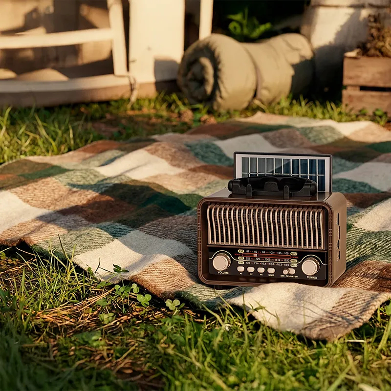 Radio Portabil Analog Incarcare Solara Kruger&Matz