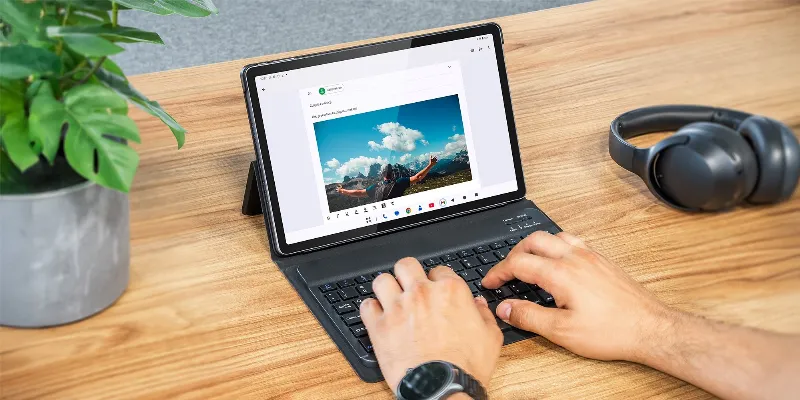 Husa cu Tastatura Tableta KM1078